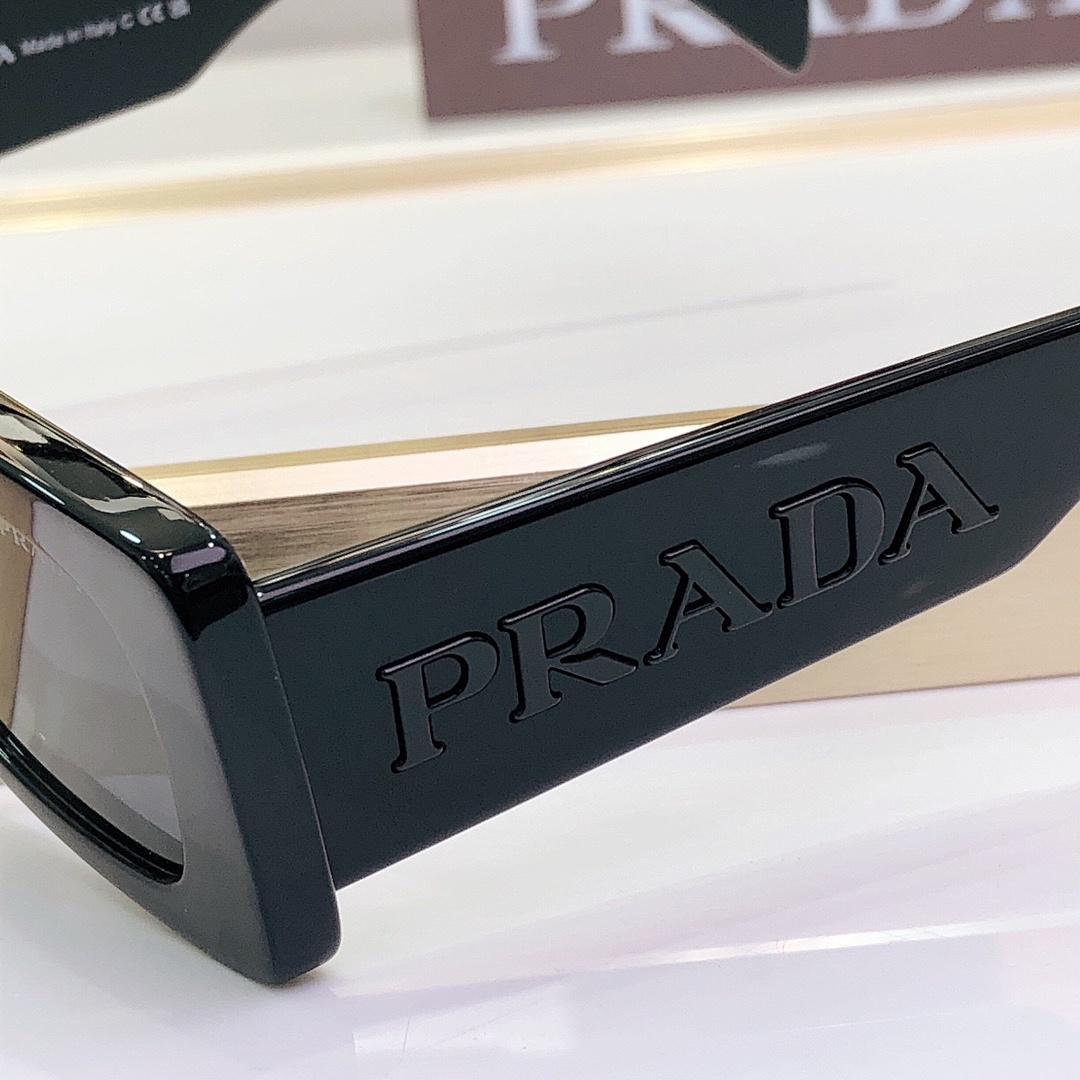 Prada MODEL:PRA07SSIZE52 - Image 3