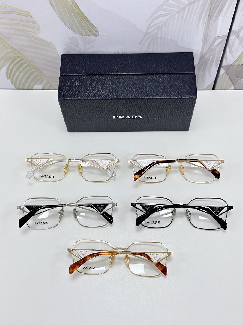Prada SPRA51. - Image 2