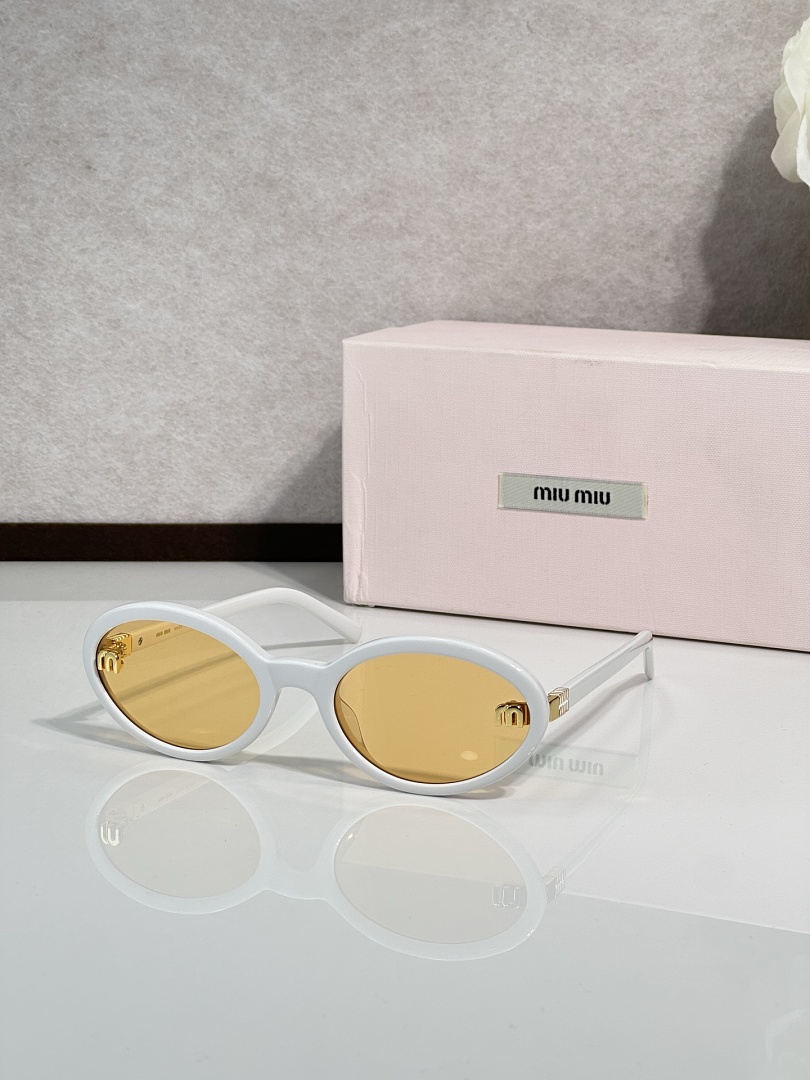 Miu Miu MODEL:MU 154AVSIZE:58