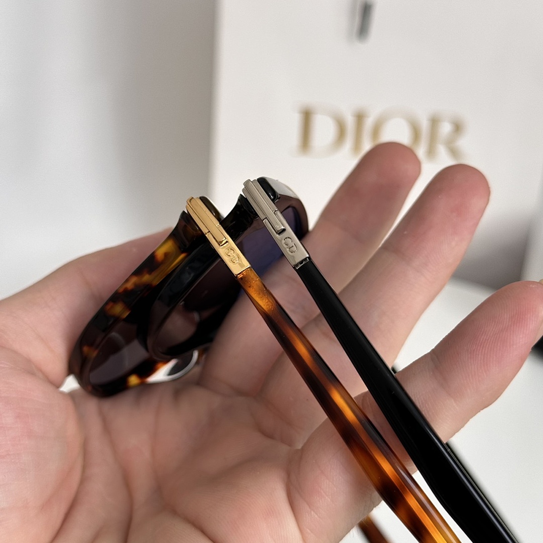 Other DIORMODEL:DioBlacksuit - Image 4