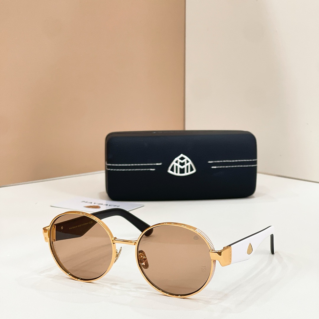 Chanel MAYBACH MODEL:Z1970 SIZE:57, photo 1