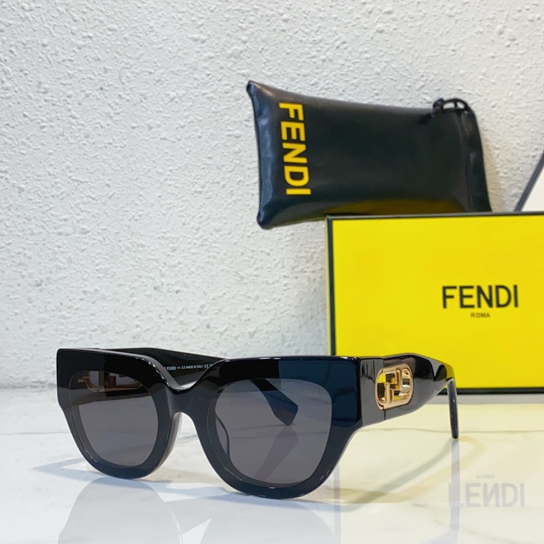 Fendi Mod:FE50016USize:50, photo 1
