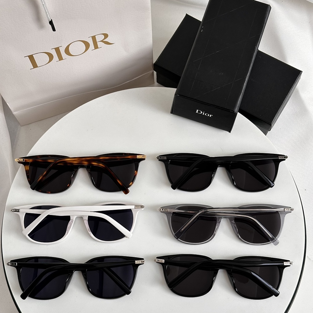 Other DIORMODEL:DioBlacksuit - Image 3