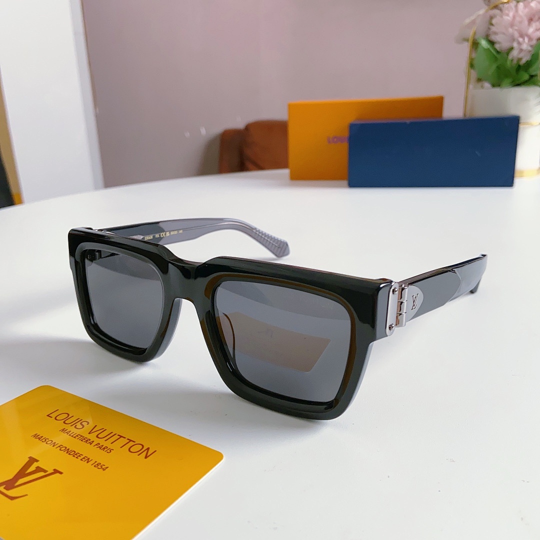 Other Louis VuiTTONMod:Z2020E Z2088E Z2078E Z2062 Z2061E Z2059ESize:50 - Image 8