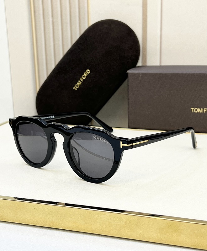 TOM FORDModel FT1129-PSize:45, photo 1