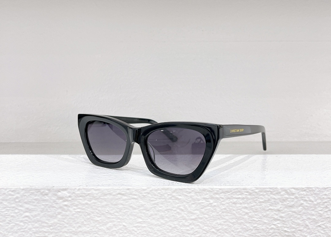 Other DIORMODEL:CD B11SIZE:53