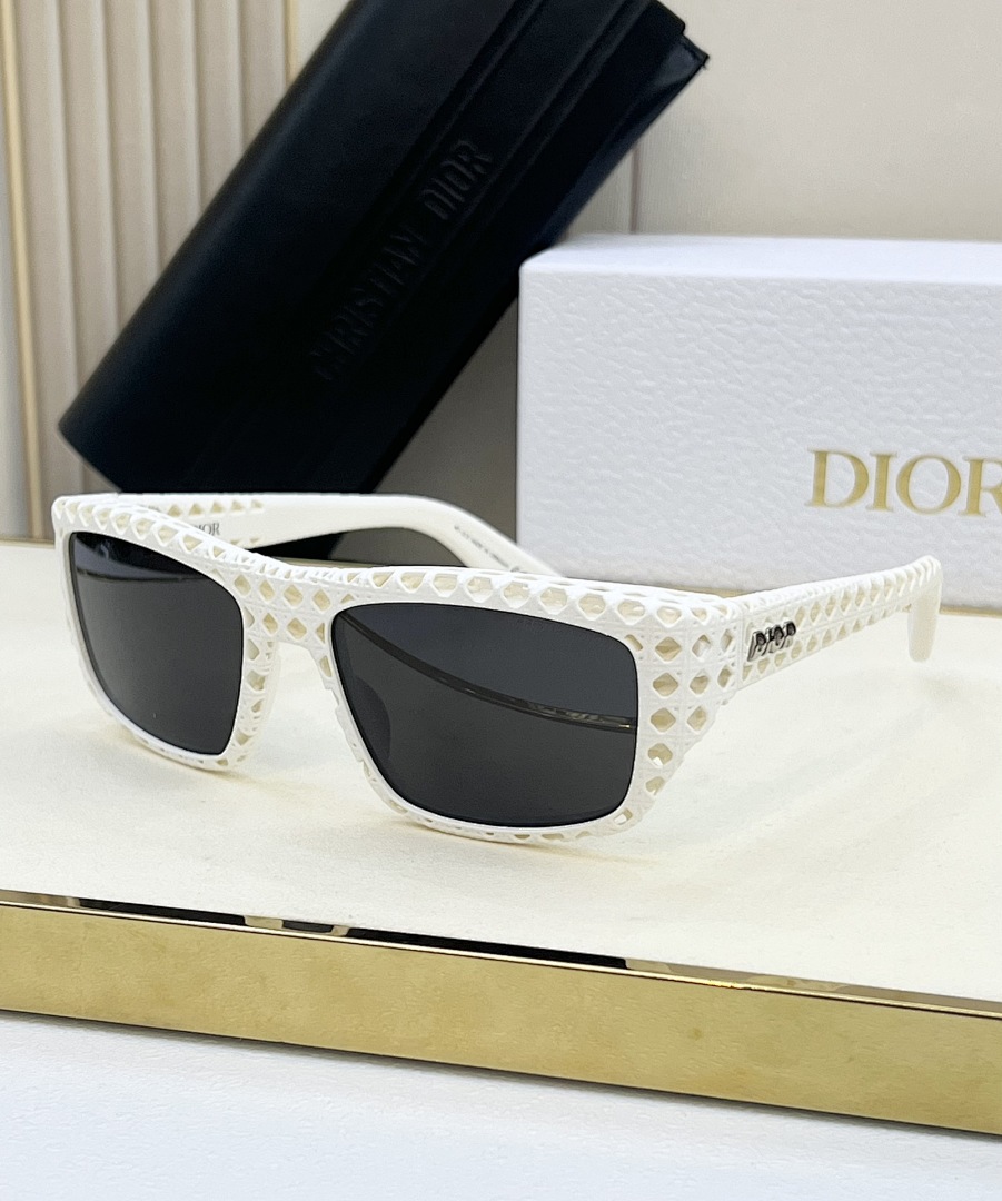 Other DIORMODEL:Dior3D S1ISIZE:57