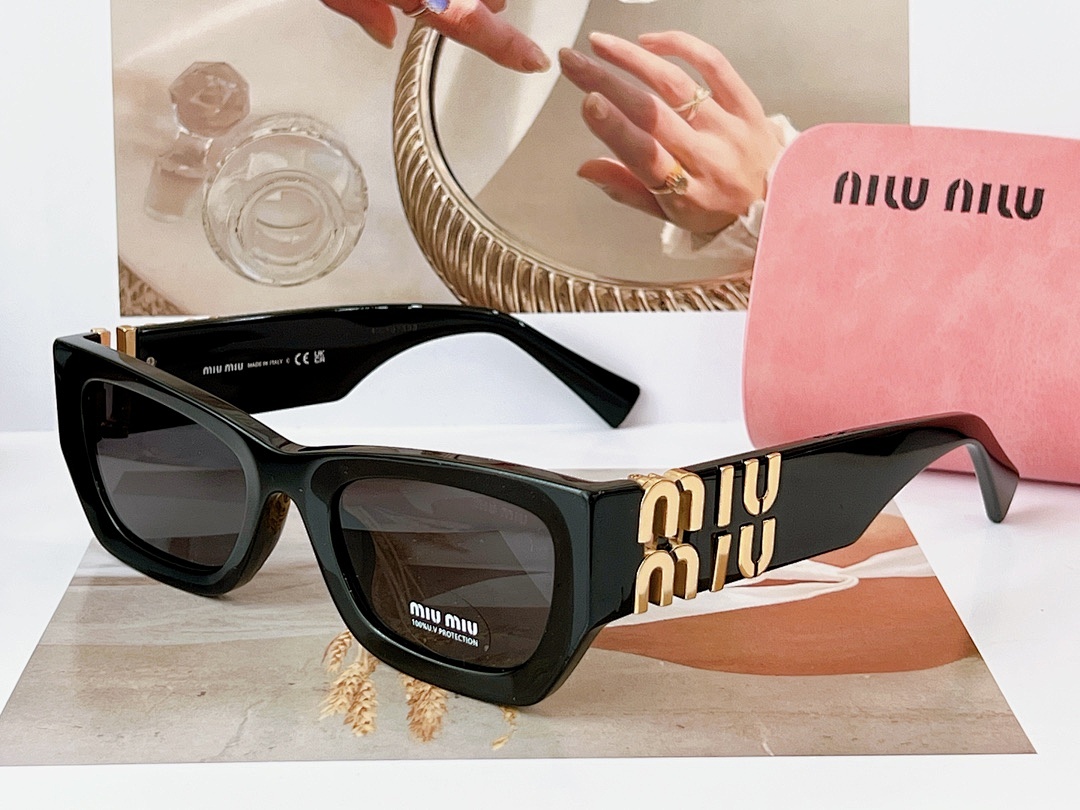 Miu Miu MIUMIUSMU09WS SIZE53 22-135_