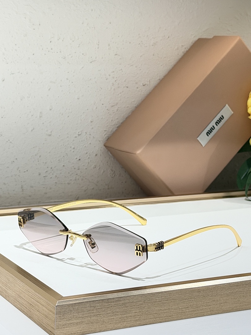 Miu Miu MIU M MODEL MU 1897L SIZE:62
