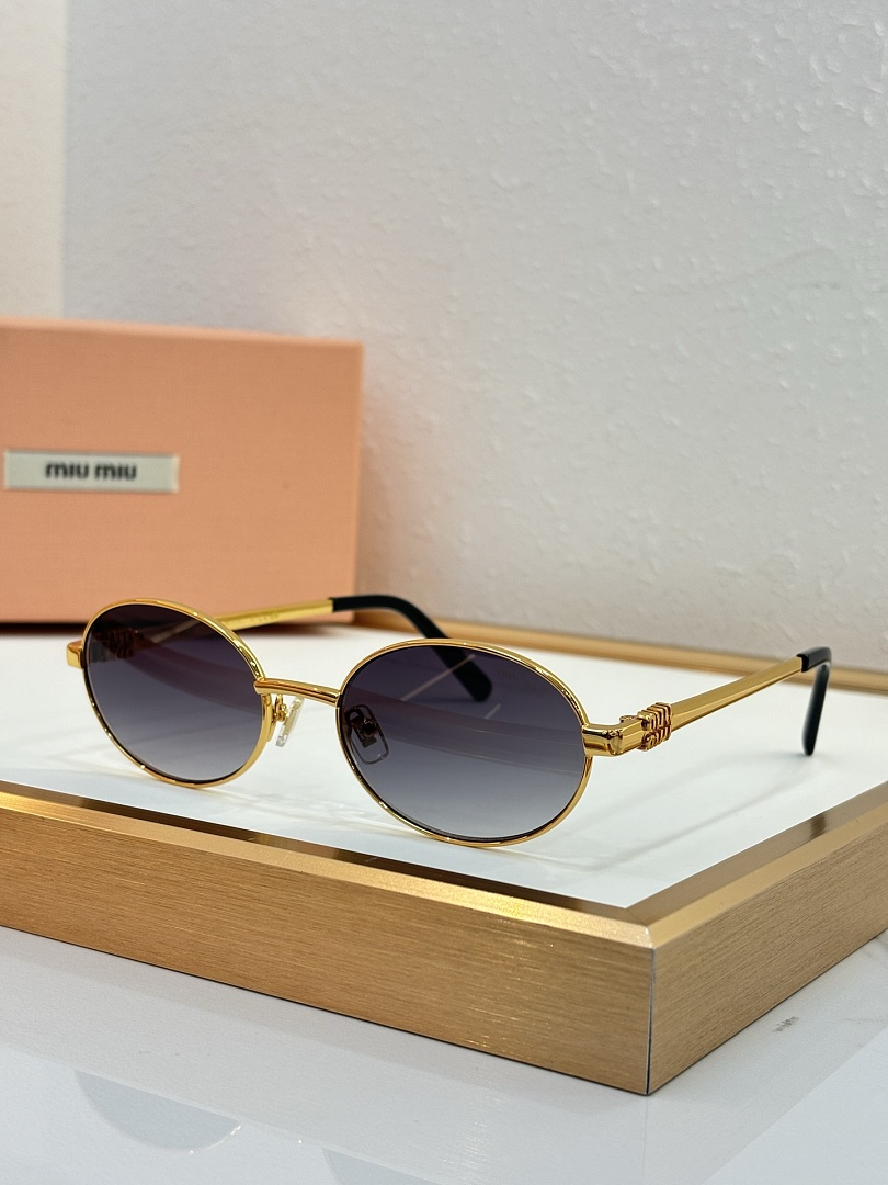 Miu Miu MIU MI MODEL MU 2138 SIZE:55