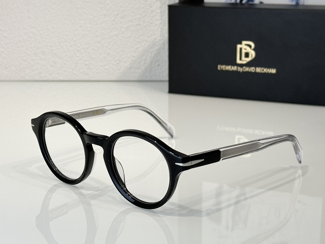 David BeckhaMMod:DB 7051Size:49-24-145_, photo 1
