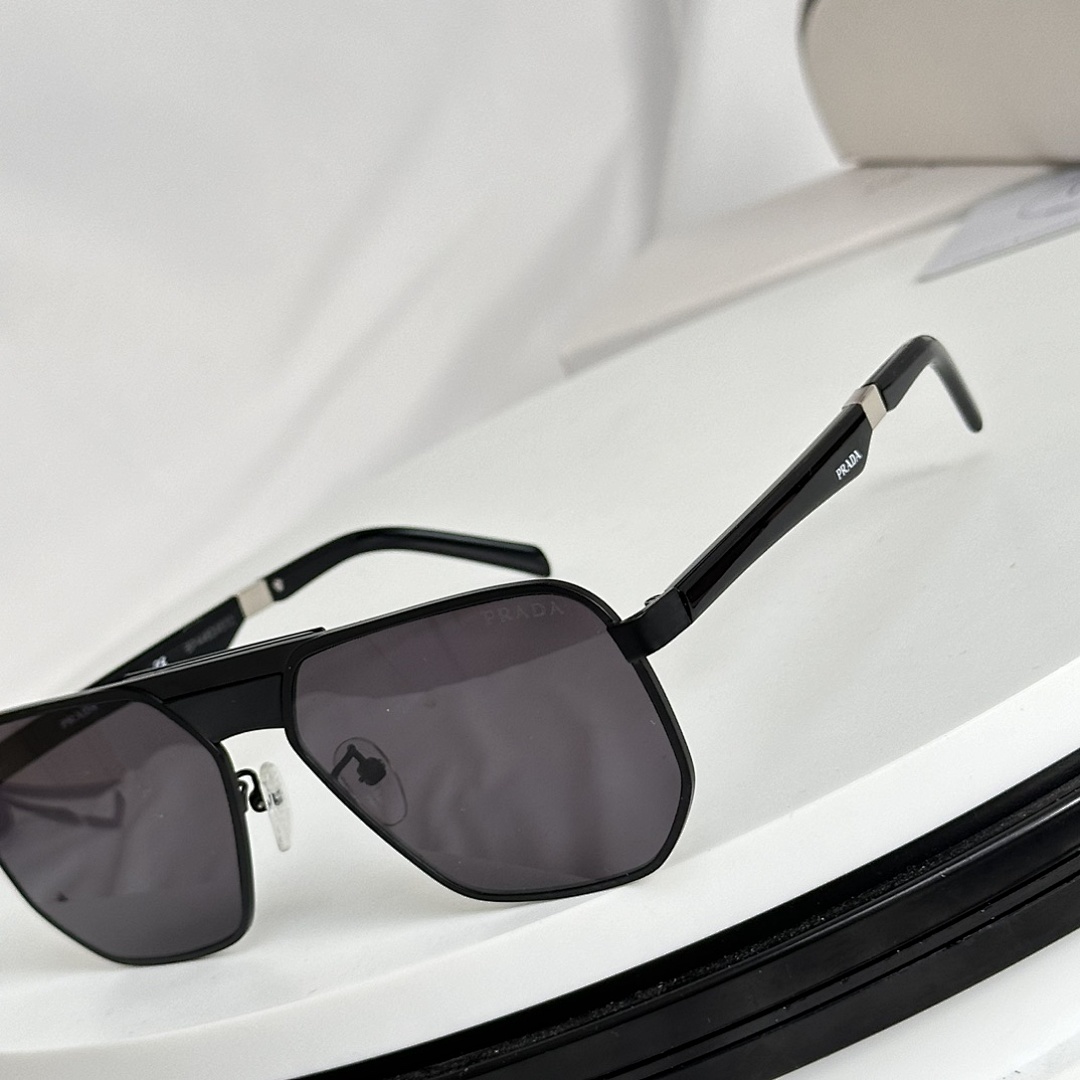 Prada MODEL SPR 60W,SIZE58 - Image 4