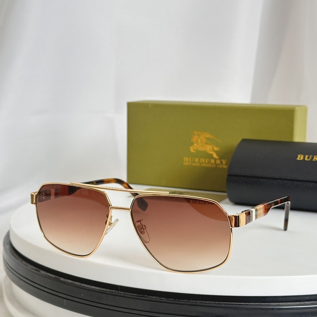 Other BurberryBE4212 Size:60