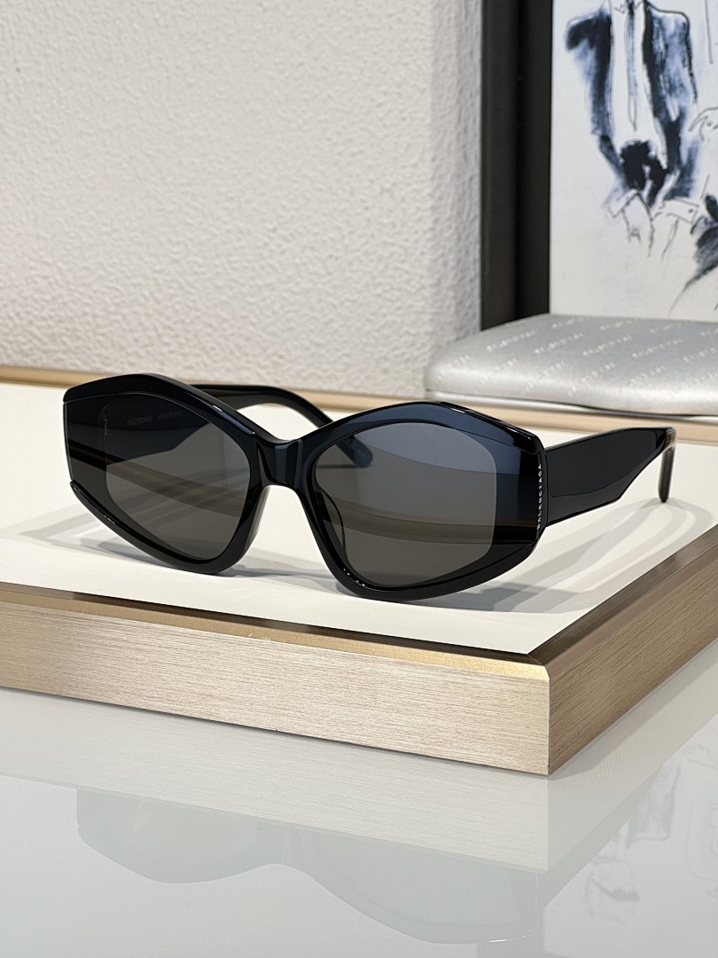 Balenciaga Mod:BB0302SSize:66, photo 1