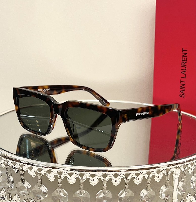 SAINT LAURENTModel:SL615SIZE55, photo 1