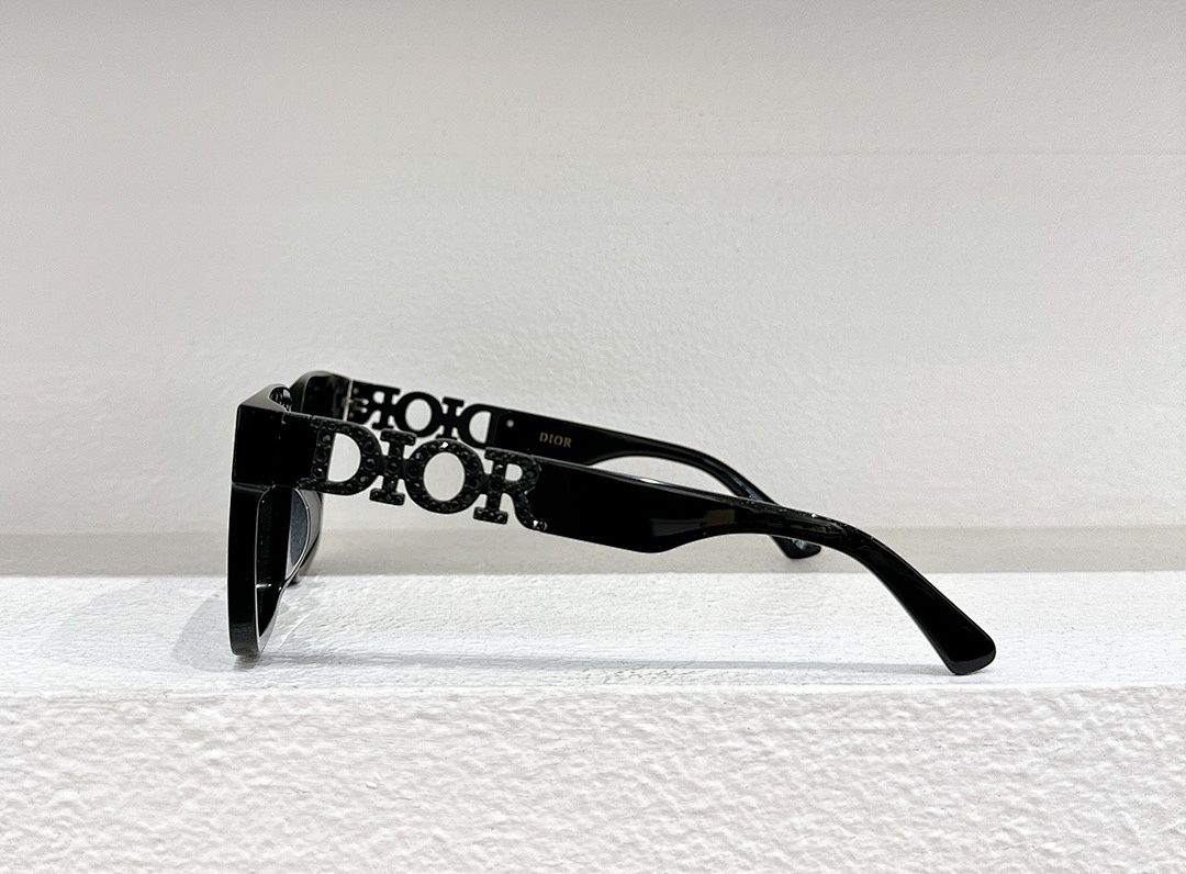 Other DIORMODEL:CD 8603SIZE:55 18-145_ - Image 3