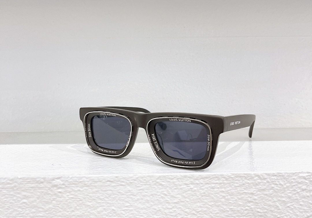 Other LOUIS VUITTONMODEL:Z2442U SIZE:50 24-145_840