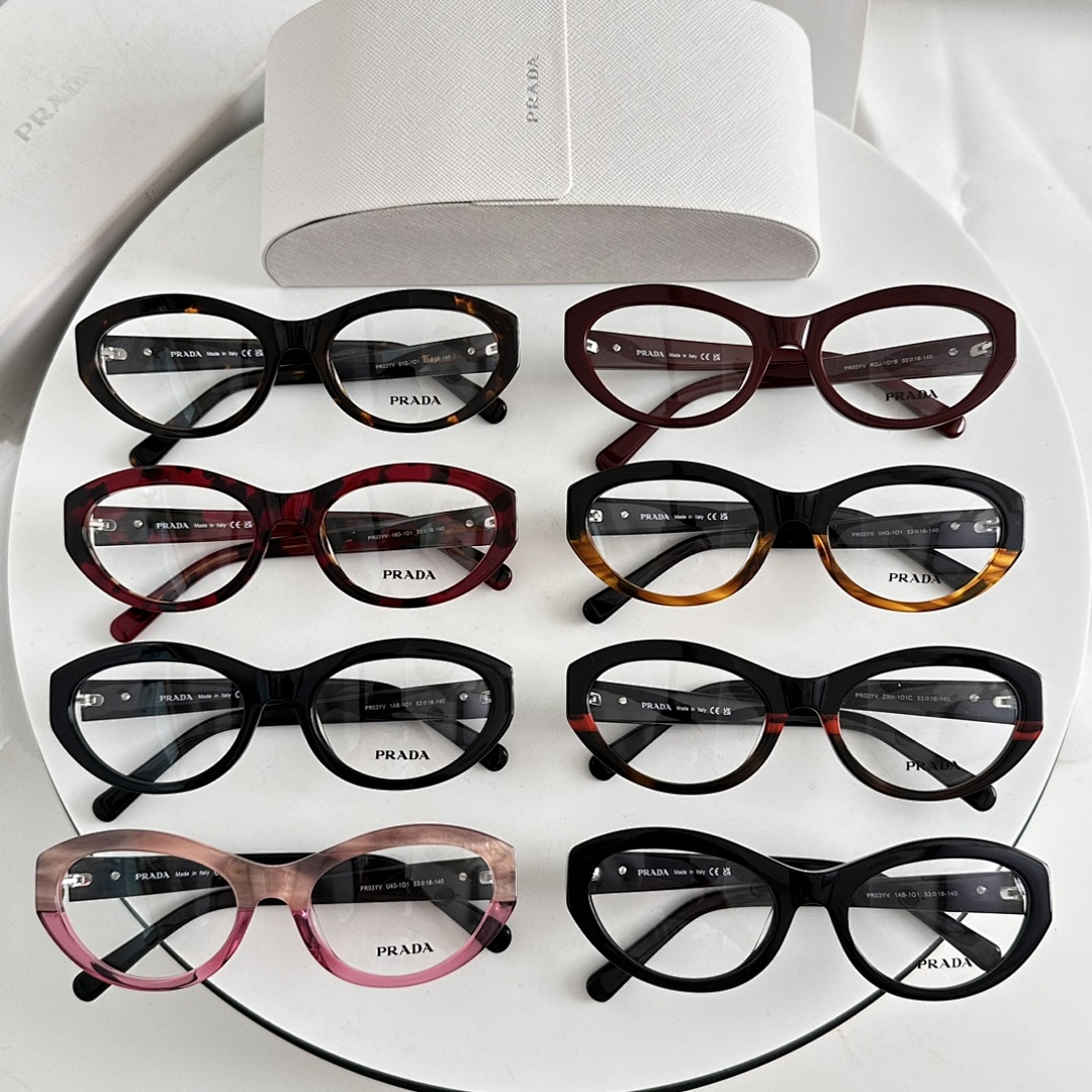 Prada PR03YV53 - Image 2
