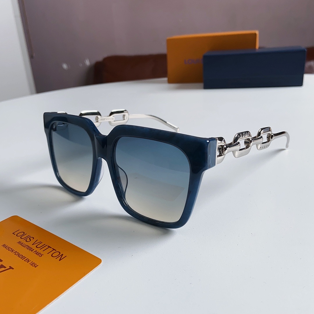 LOUIS VUITTONMODEL:Z2682ESIZE:56, photo 1