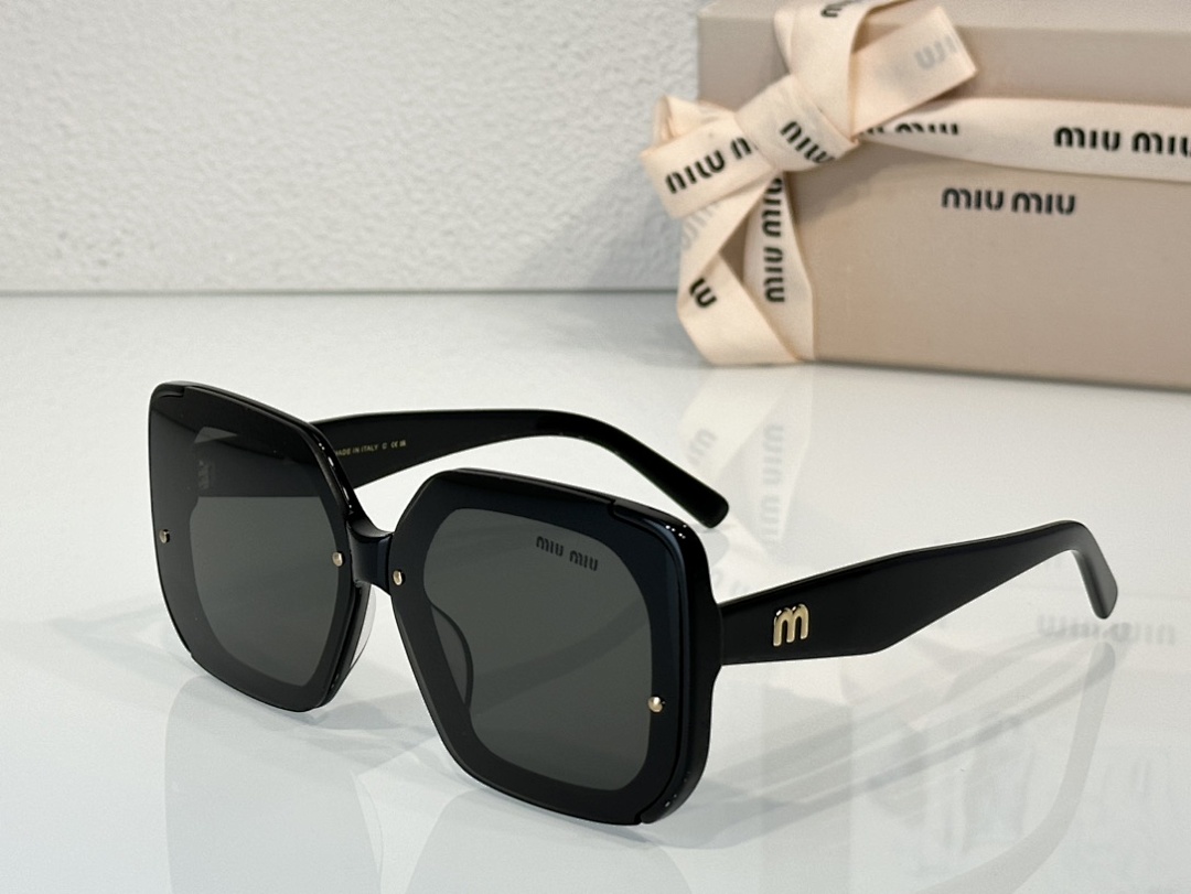 Miu Miu MiuMiuMod:MU 13USASize:66