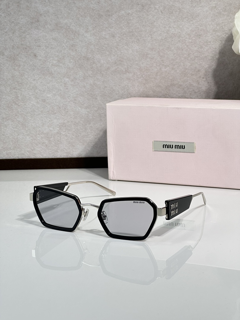Miu Miu MODEL:SMU61WSSIZE:54