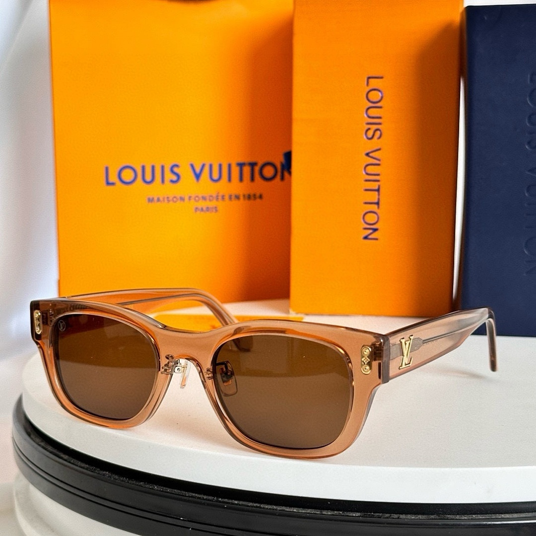 LOUSL VUITTONMODEL:Z2184USIZE:53, photo 1