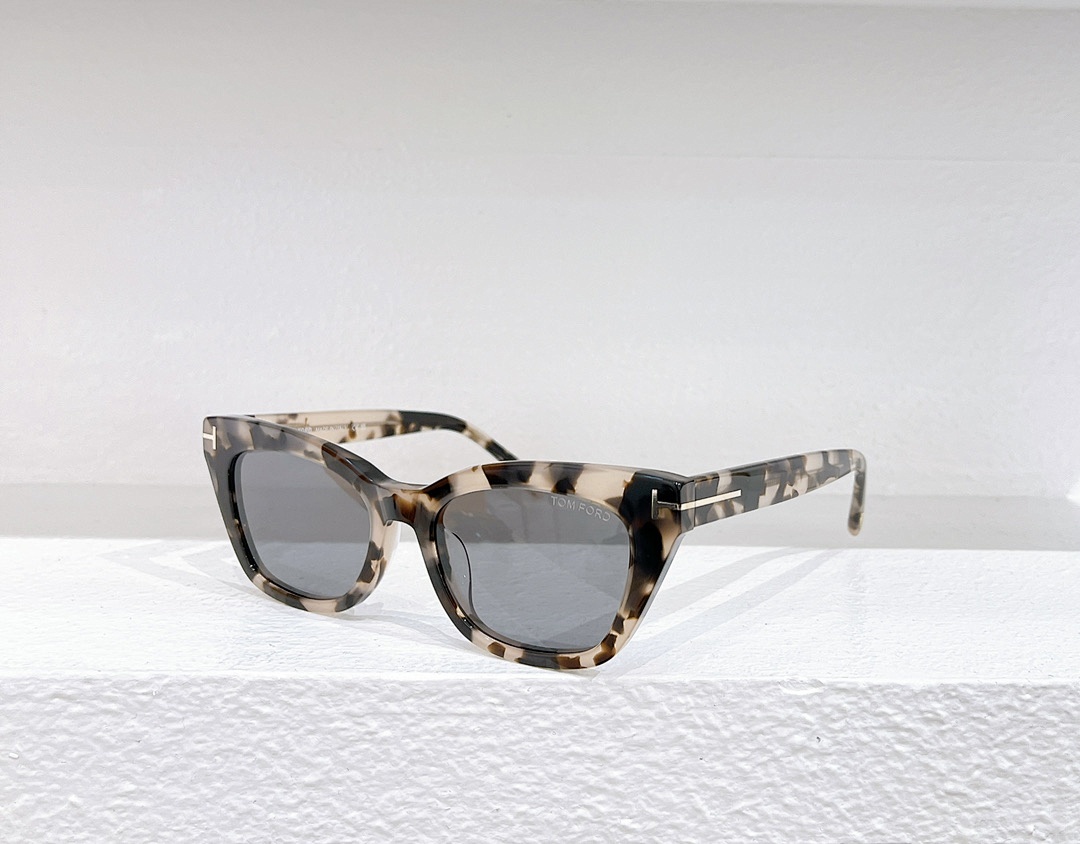 Other TOM FORDMODEL:FT1031SIZE:52 - Image 8