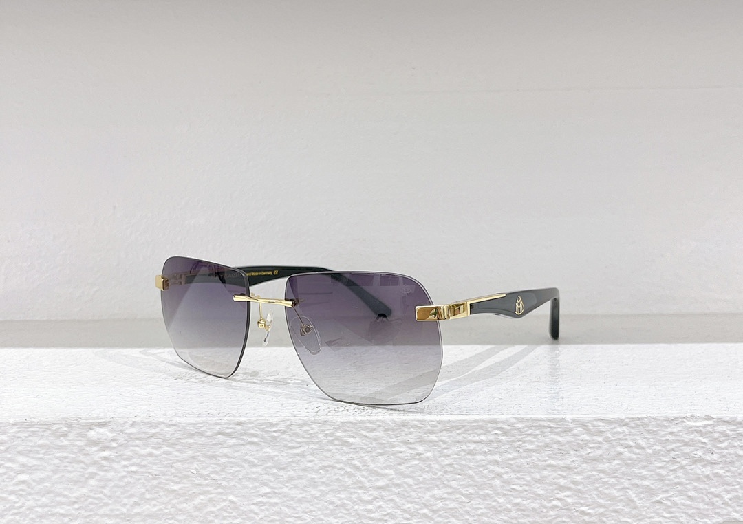 Chanel MAYBACHMODEL THE ARTIST II SIZE:61, photo 1