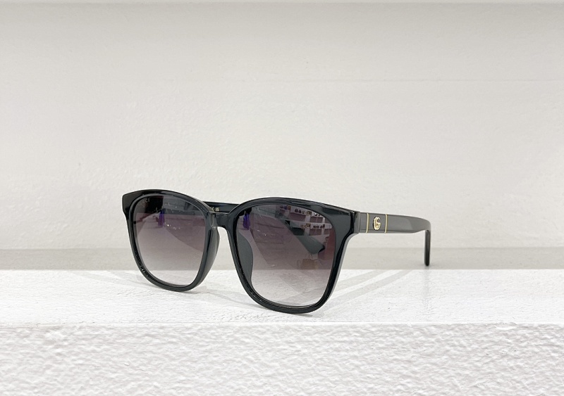 GUCCIMODELGG0637SKSIZE 56, photo 1