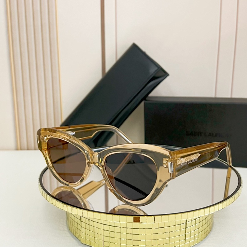 SAINT LAURENT Size51, photo 1