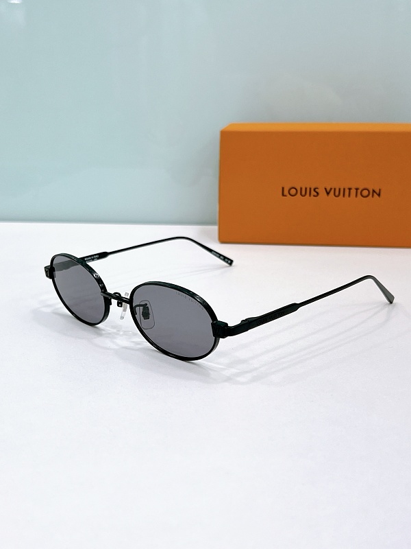 Other LOUIS VUITTO1.1 Model No :Z2912U :53□, photo 1