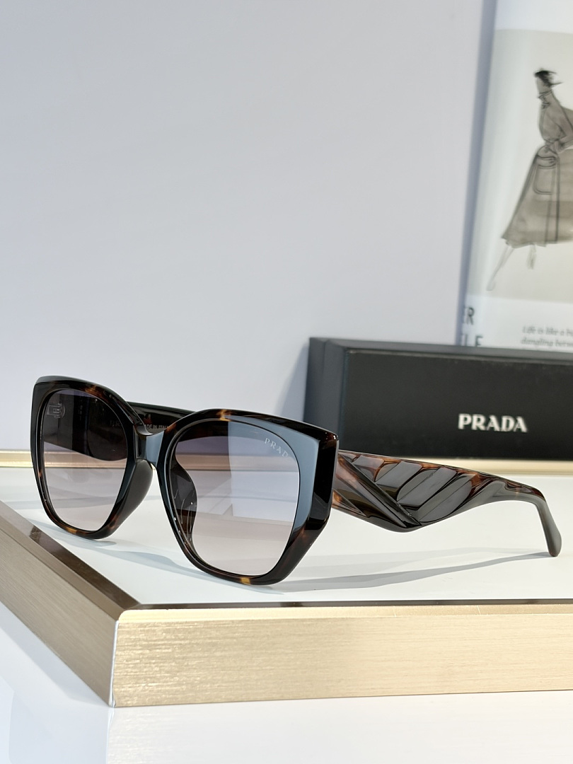 Prada MODEL:SPR A20SSIZE:56 - Image 7