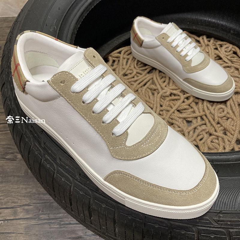 ▶ Burberry Sneakers, photo 1