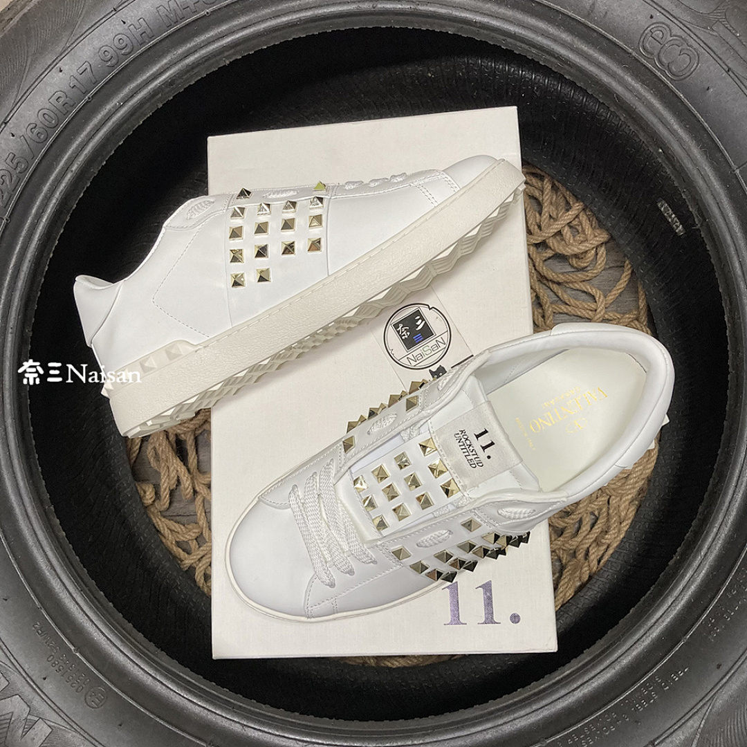 ▶ ROCKSTUD - Image 2