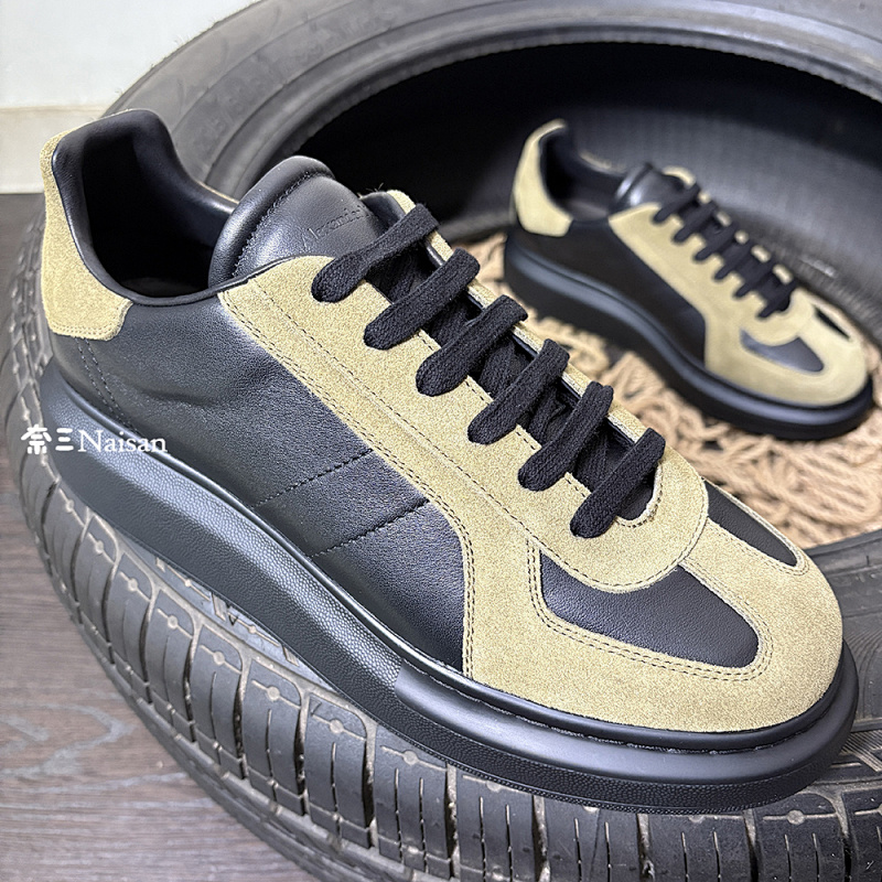 ▶ Alexander McQueen Retro Sneaker