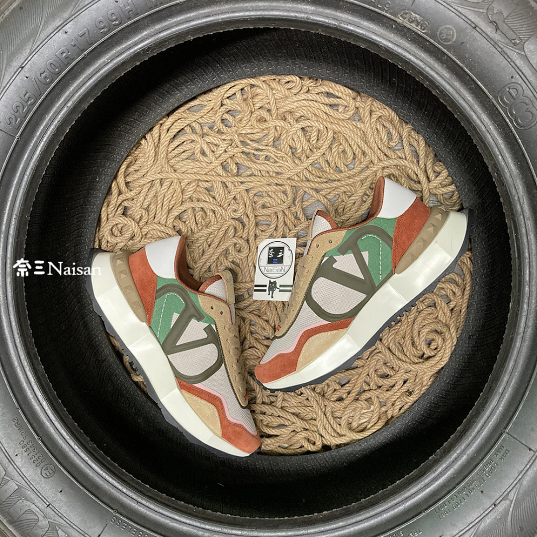▶ Valentino Sneakers - Image 3