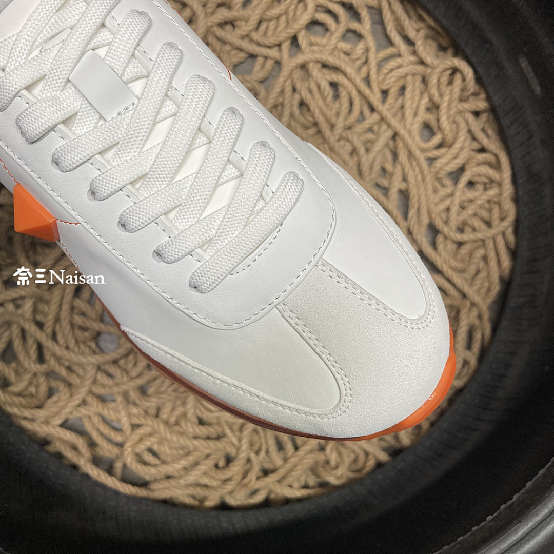 ▶ STUD AROUND LOW-TOP CALFSKIN AND NAPPA - Image 14