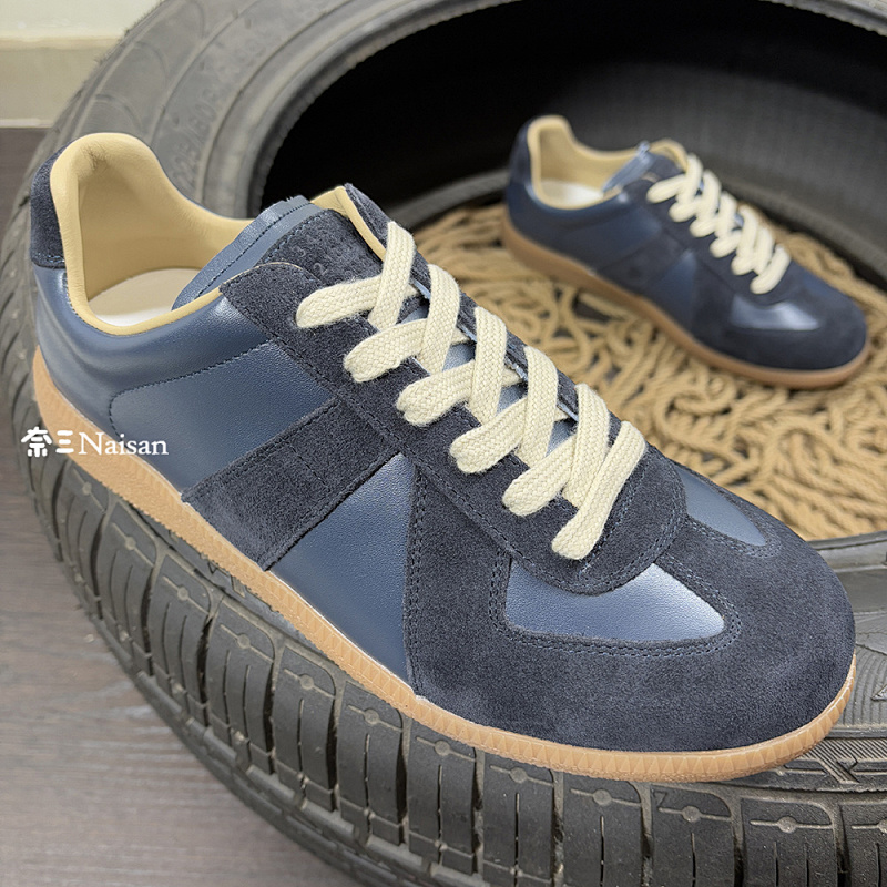 ▶ Replica Sneakers, photo 1