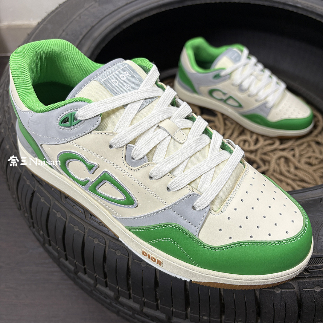 ▶ Low-Top Sneaker, photo 1