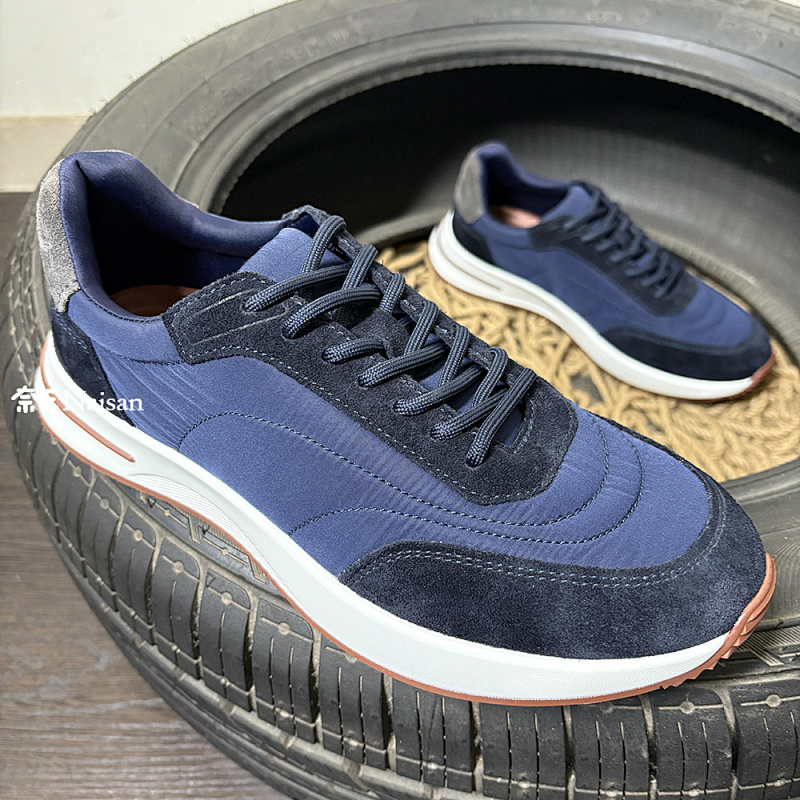 ▶ Week End Walk Sneaker, photo 1