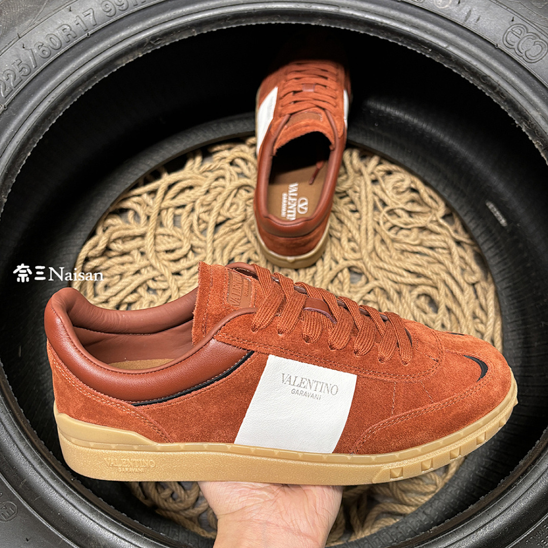 ▶ UPVILLAGE LOW - Image 8
