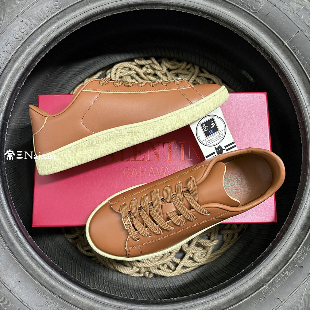 ▶ Royco Trainer - Image 2