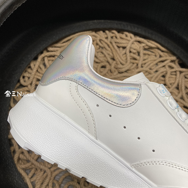 ▶ Alexander McQueen Court Trainer