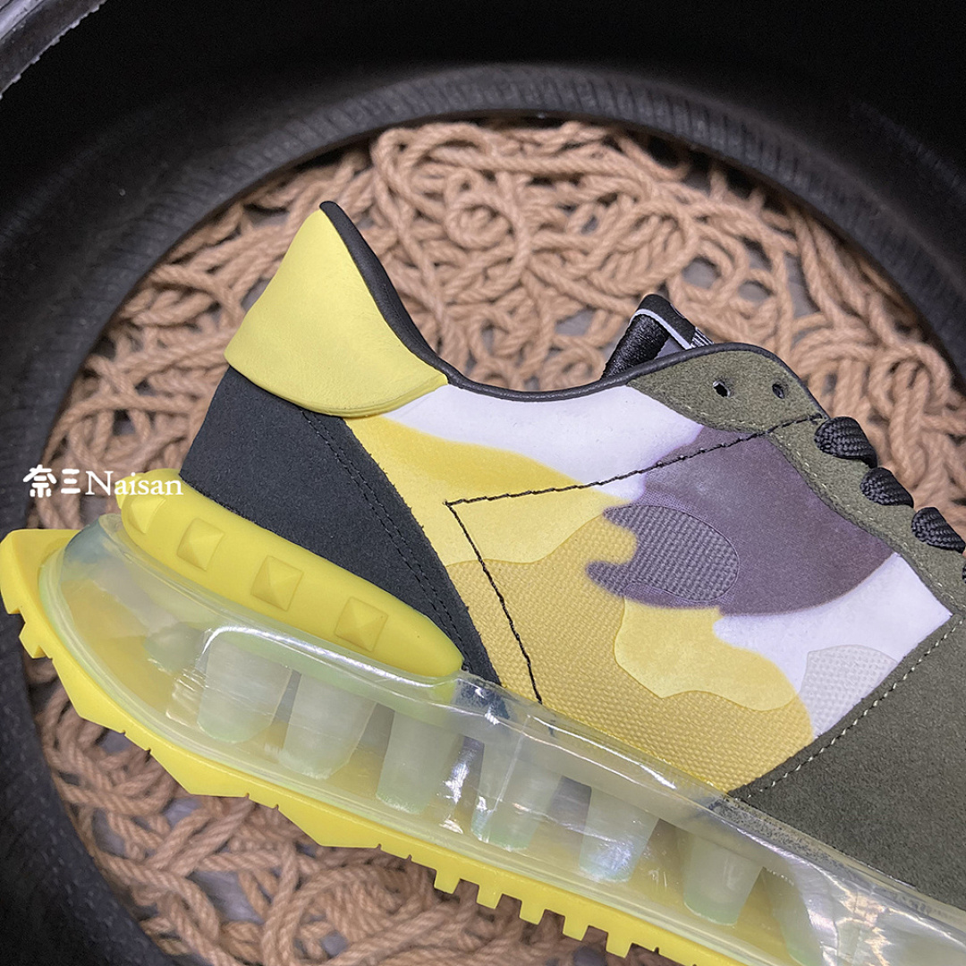 ▶ Valentino Sneakers - Image 11