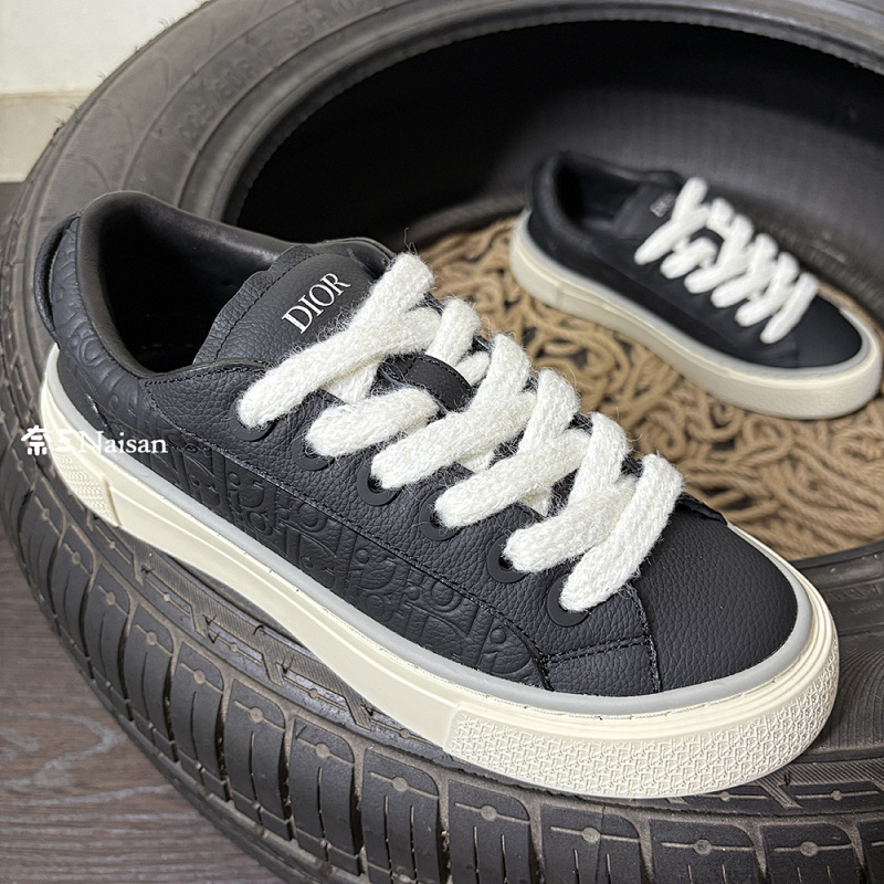 ▶ ▶, photo 1