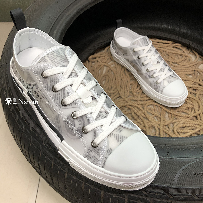 ▶ Low Top Sneakers, photo 1