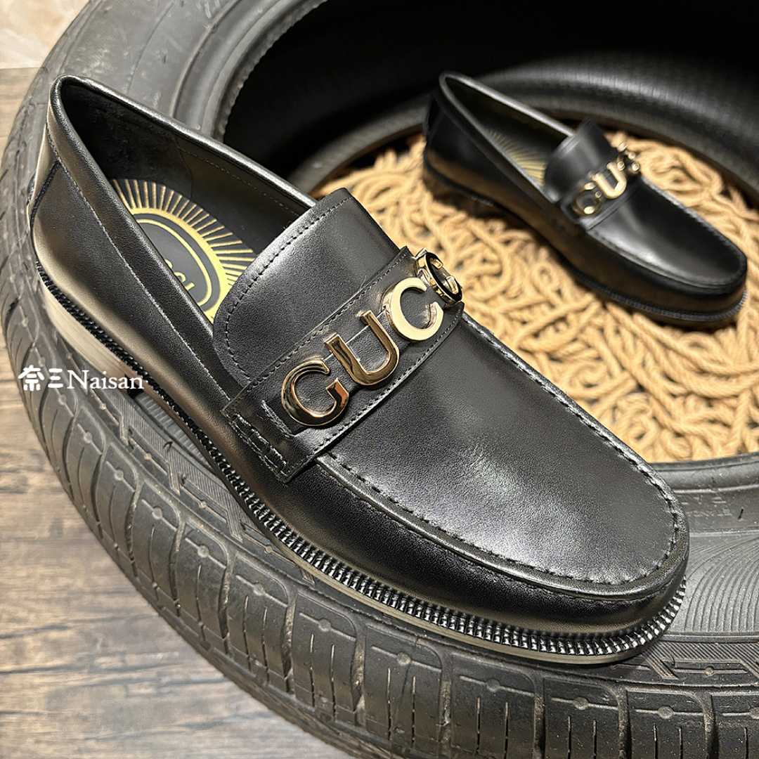 ▶ Gucci Men's Loafer, photo 1
