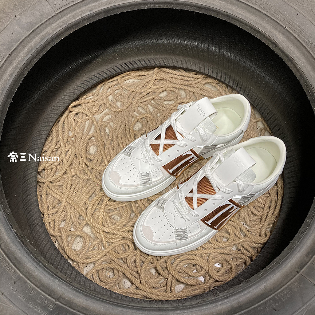 ▶ VL7N SNEAKER - Image 7