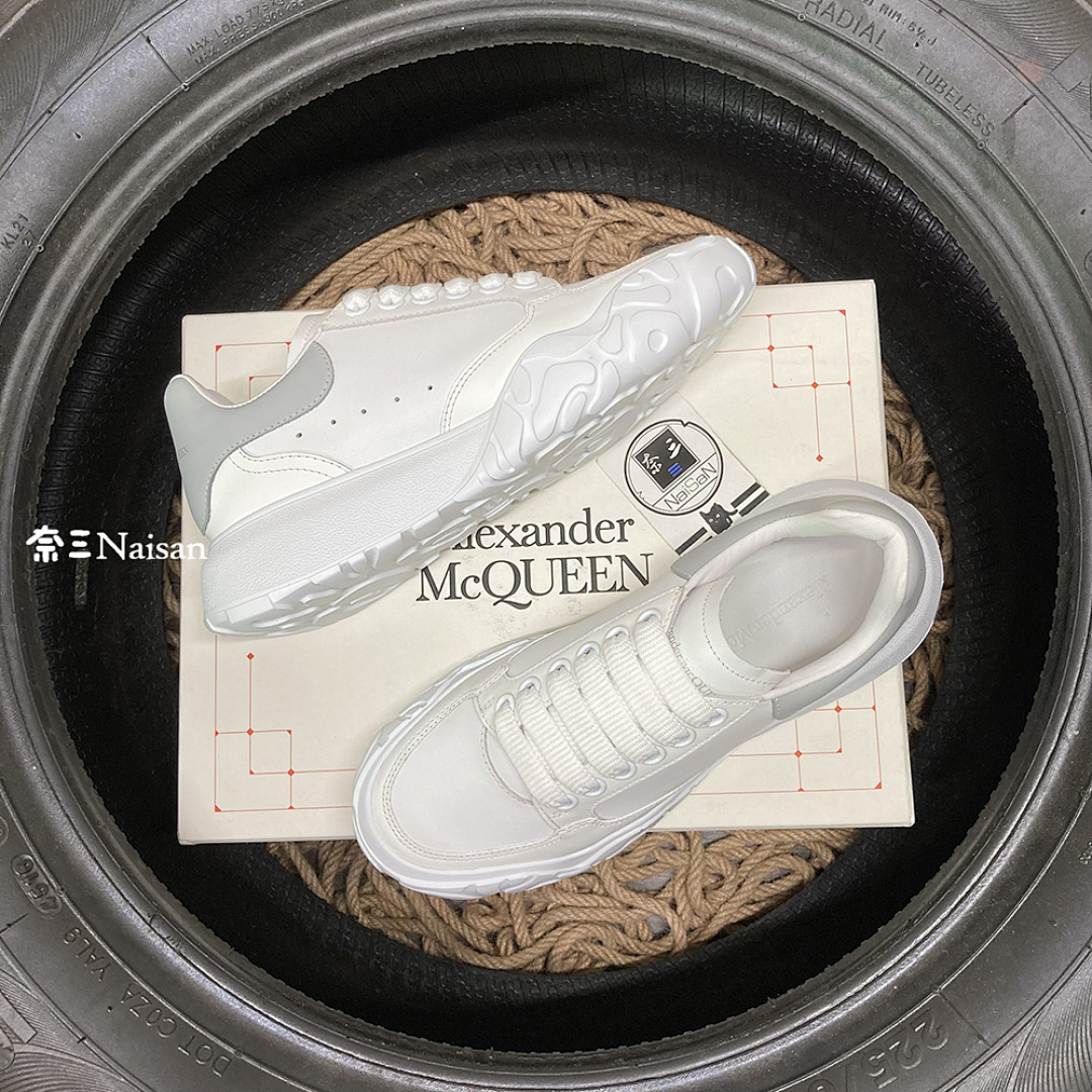 ▶ Alexander McQueen Court Trainer - Image 2