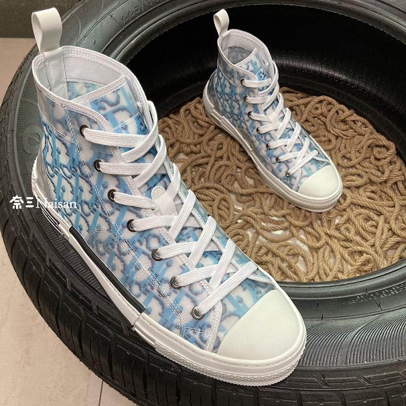 ▶ High Top Sneakers, photo 1